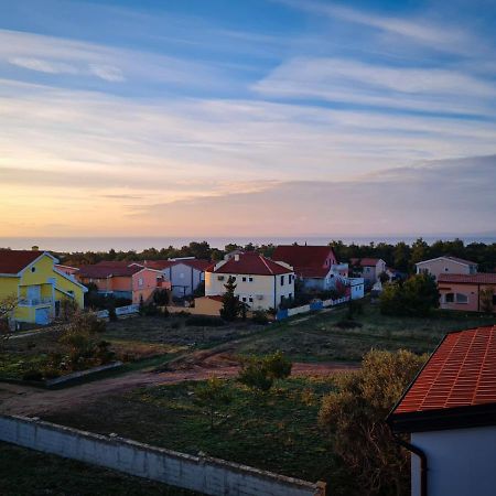 Villa Mena Vir Eksteriør bilde